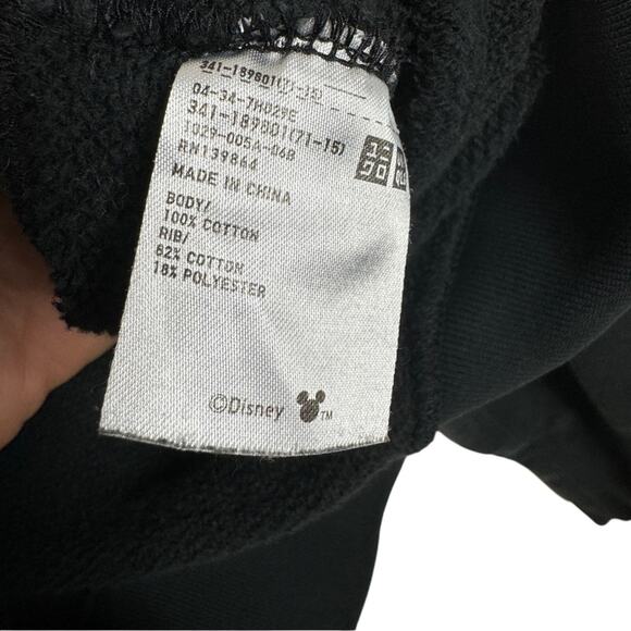 Uniqlo Mickey Mouse Black Gallopin Gaucho Sweatshirt Size XL RARE - Picture 4 of 4